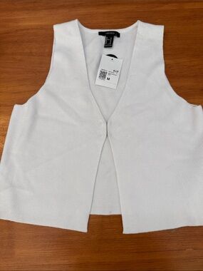 Forever 21 White Ribbed V-Neck Sleeveless Vest